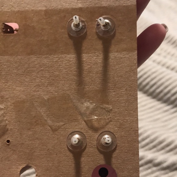 3 Pair Goldtone Ear rings New NWT - Picture 6 of 6